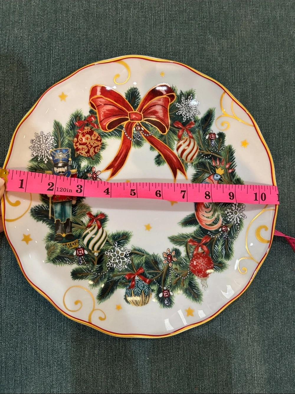 Williams Sonoma beautiful single